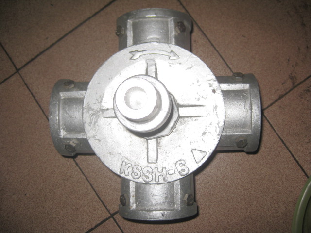 ��s�����^